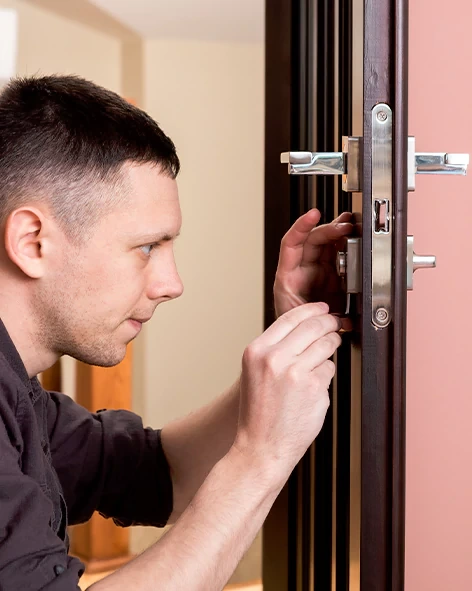 : Professional Locksmith For Commercial And Residential Locksmith Services in Hacienda Heights, CA